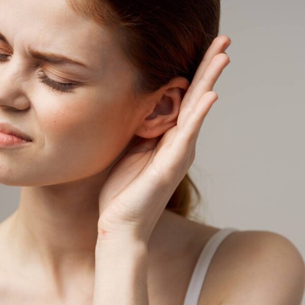 Jak skutecznie radzić sobie z migreną – przyczyny, objawy i sposoby leczenia